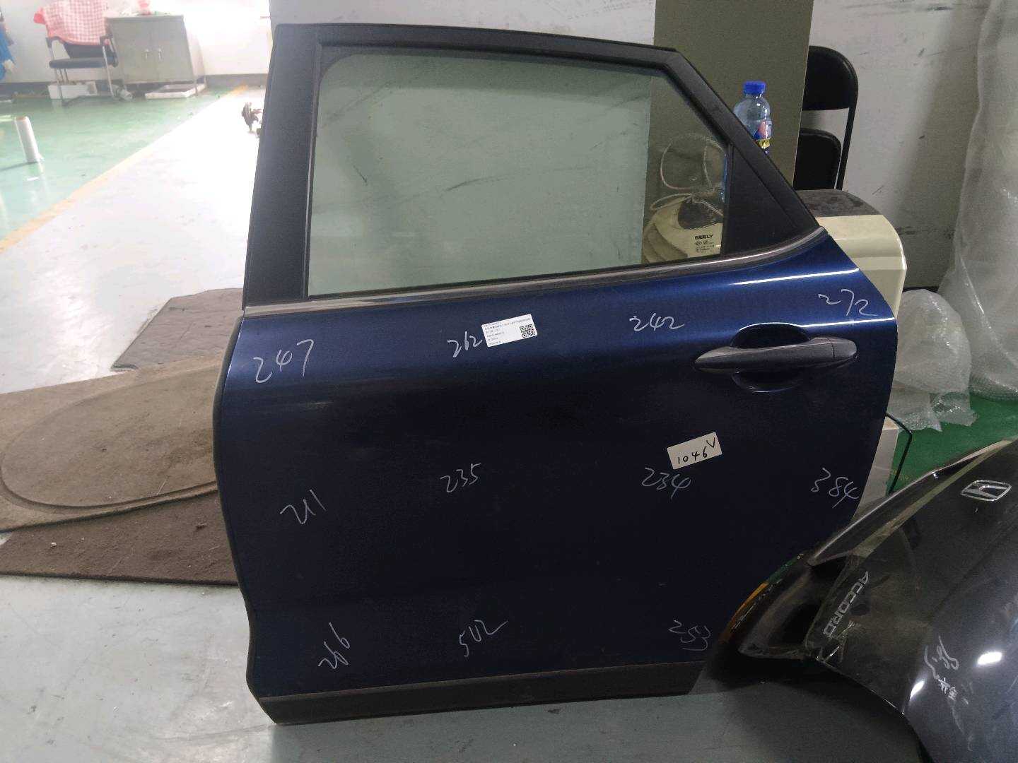 5081535400C15 后门壳（左）