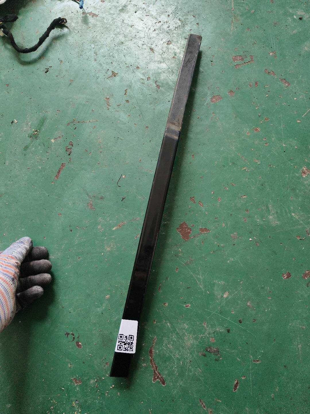 51357263382 后门窗框外饰板(右后)