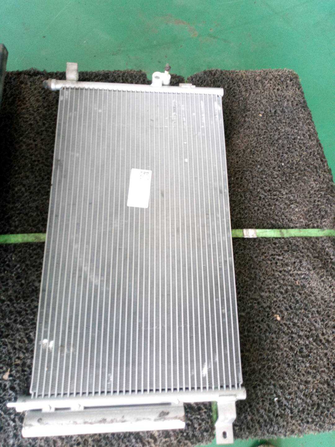 9046076 Condenser