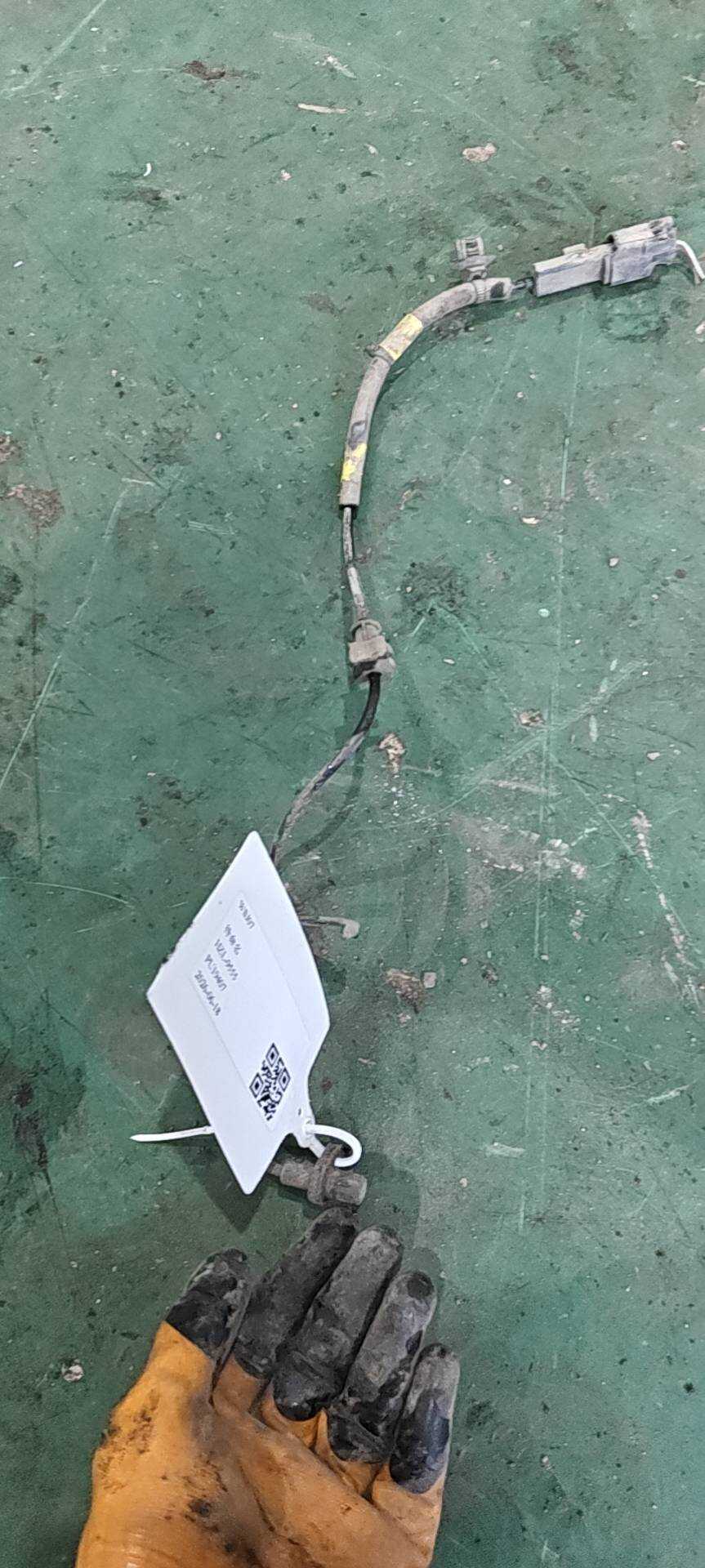 JG9C2C190C3B ABS后轮传感器（右）