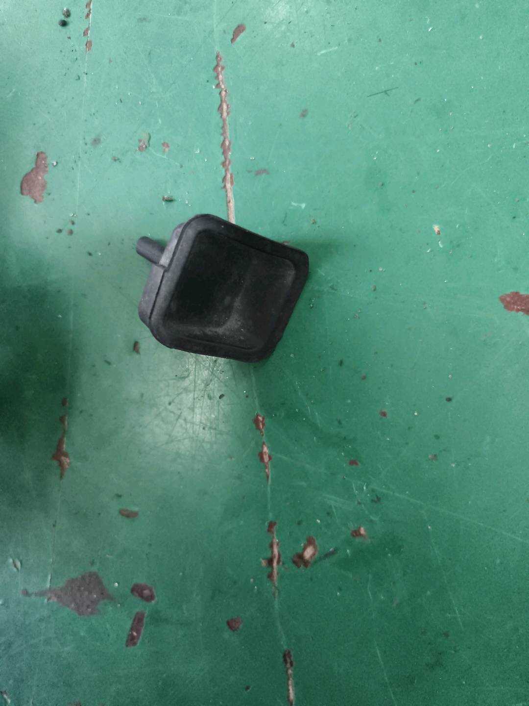 A1699230074 橡胶缓冲器