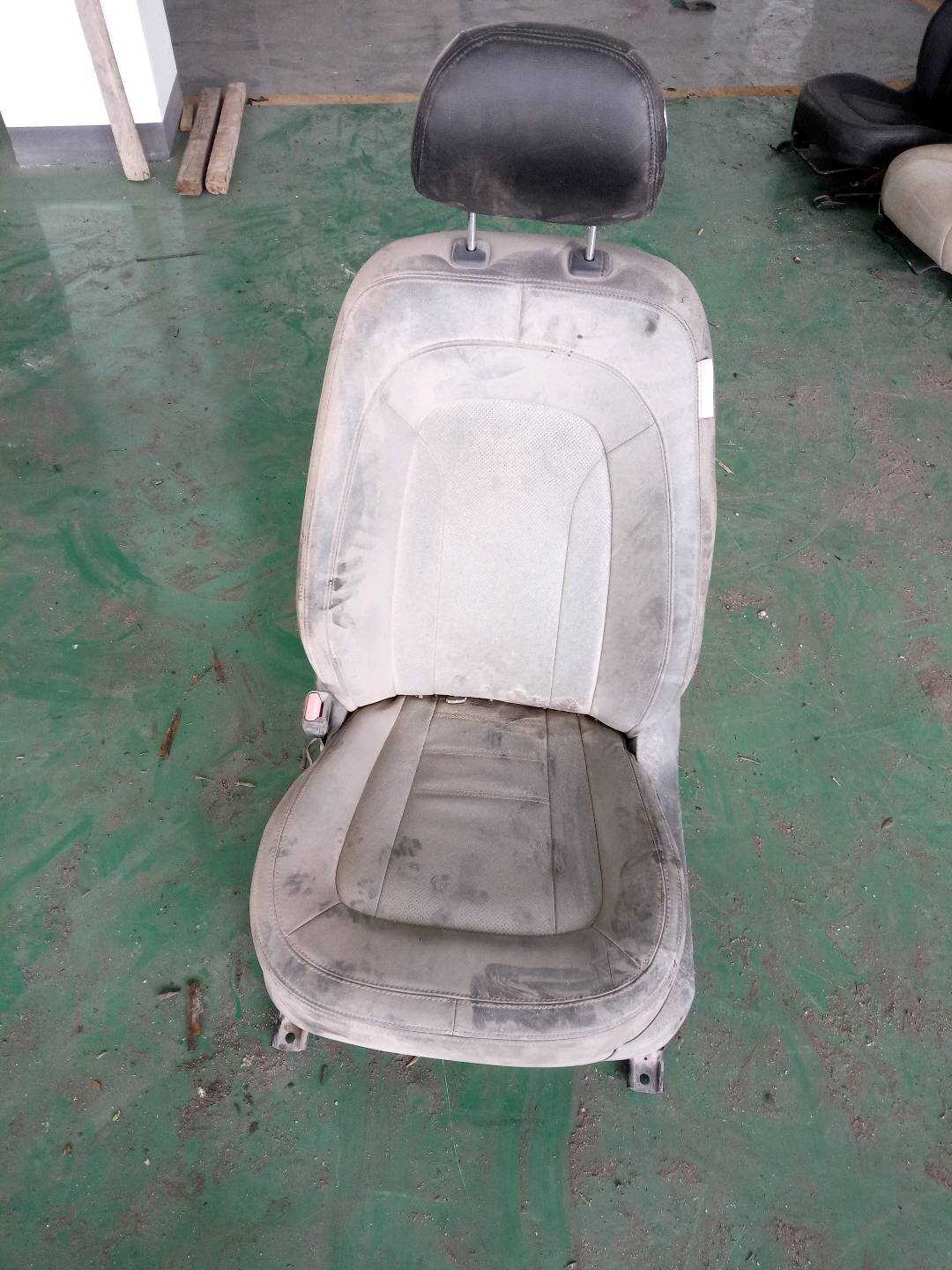 5A6800010CC3BW 驾驶员座椅总成