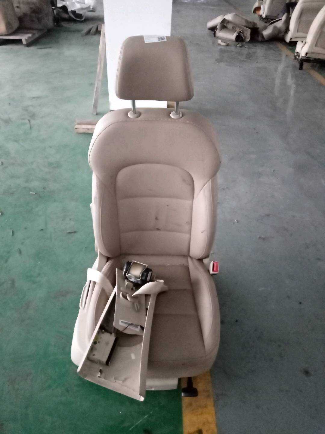 3TD881106 副驾驶员座椅总成
