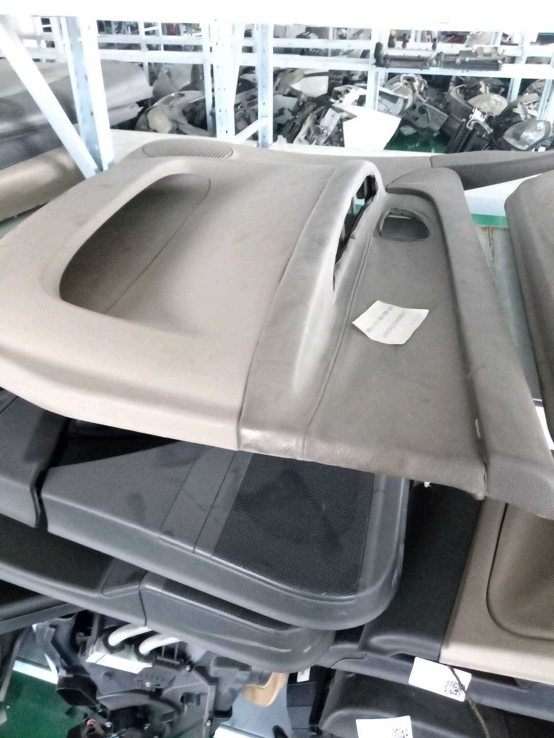 9047862 Front Door Trim Panel, Right