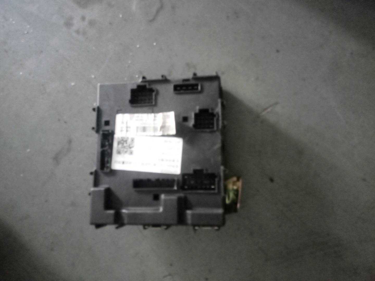 1017032426 车身控制模块