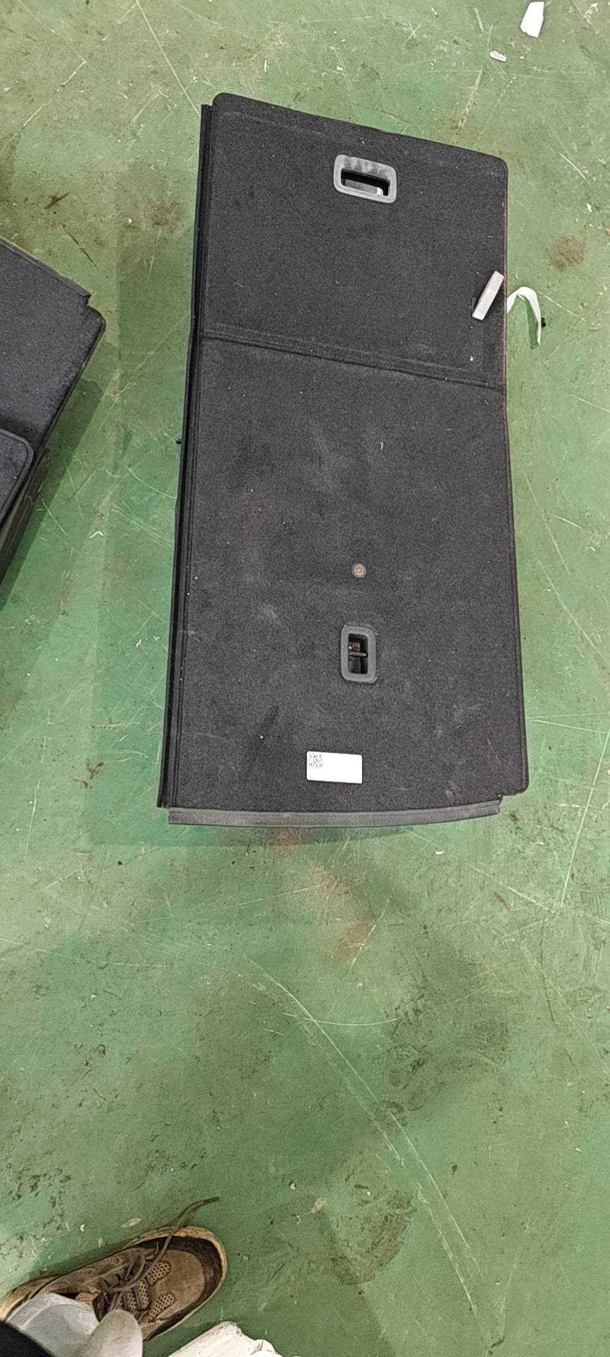 7N0885752B 后座椅总成(右)