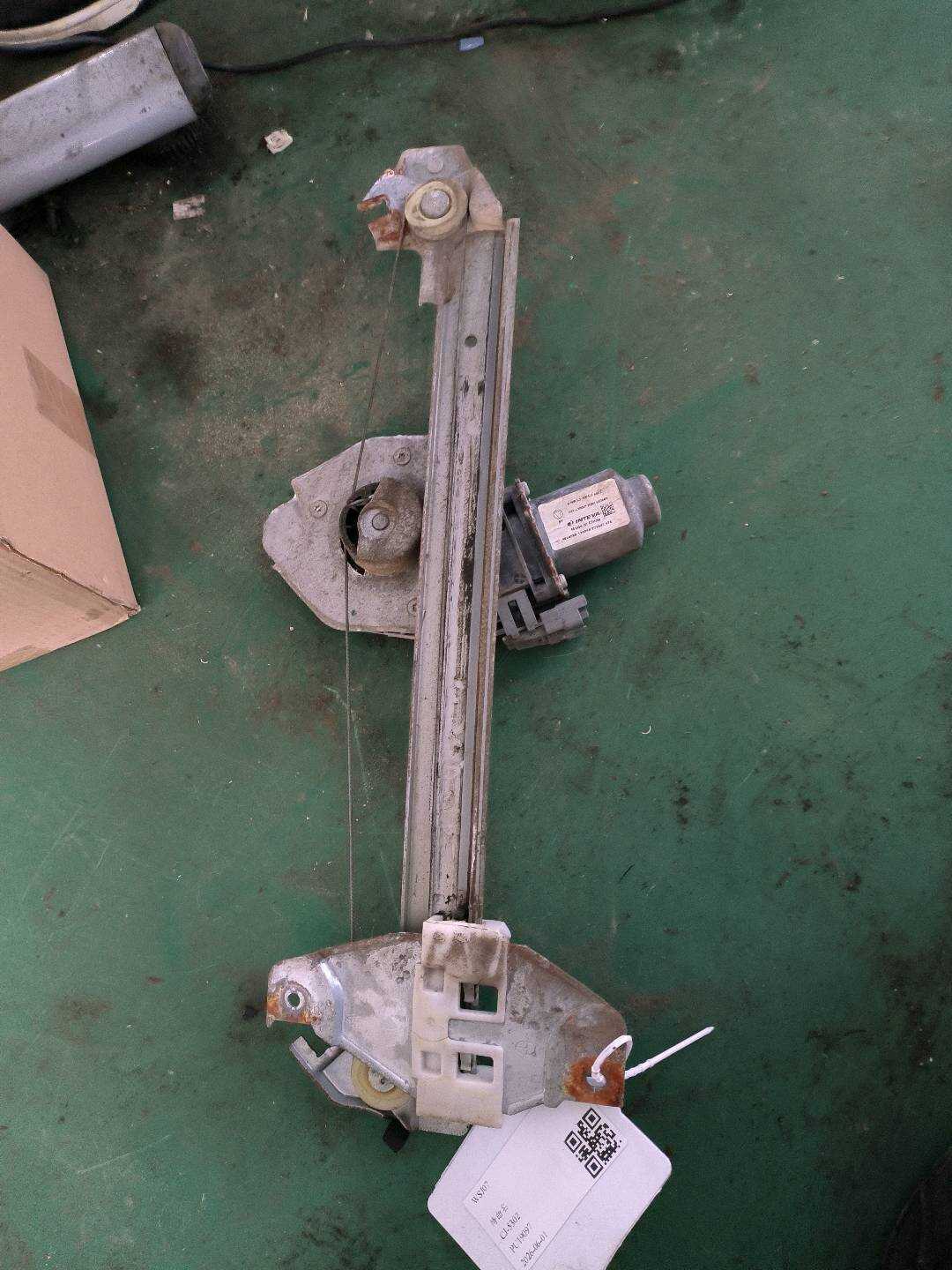 9677050980 后门玻璃升降器总成(右)