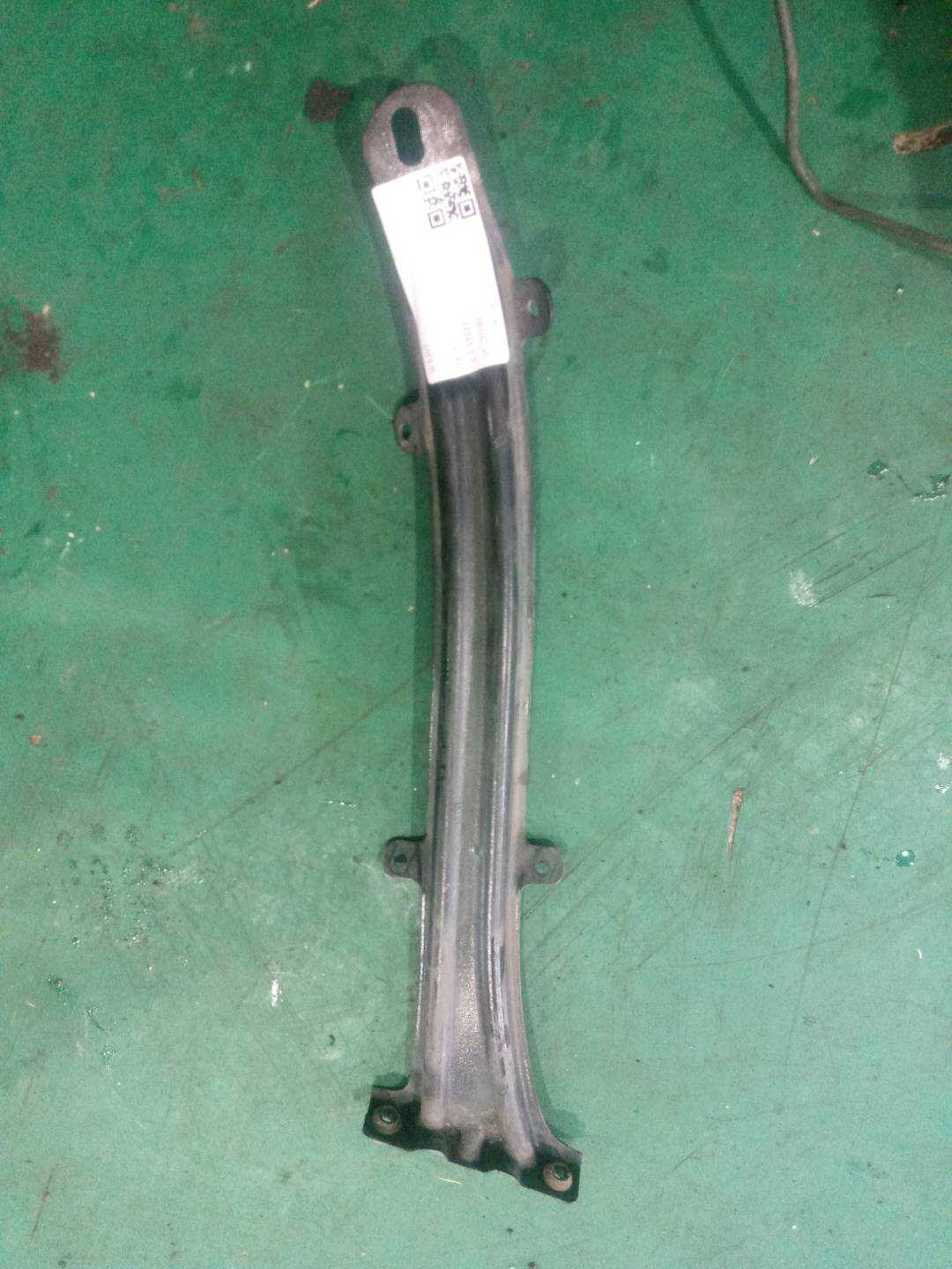 A2126280124 前围面板撑杆