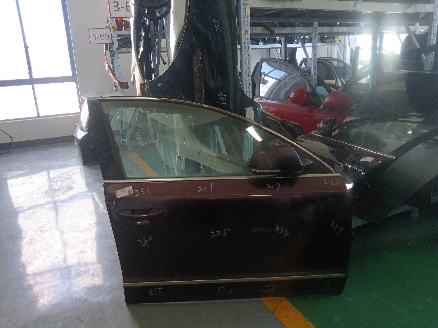 3T0831056 前门壳（右）