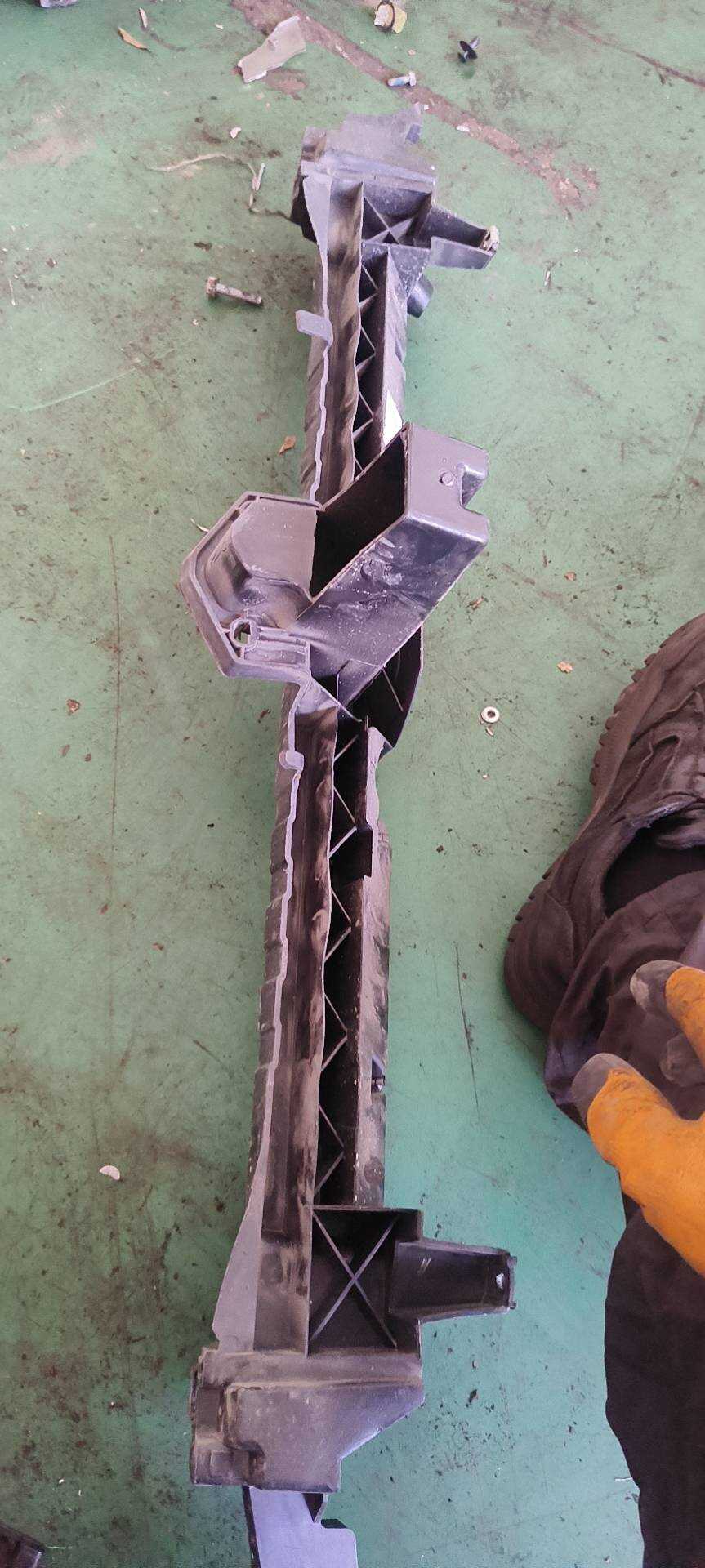 9800465480 Radiator Support Crossmember, Upper