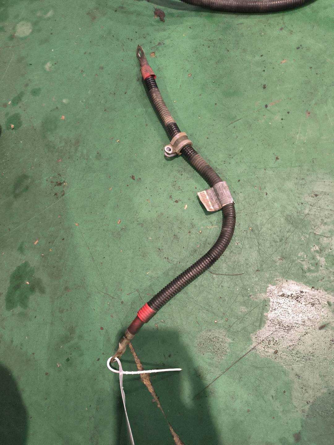 12427542203 发电机正极接线柱