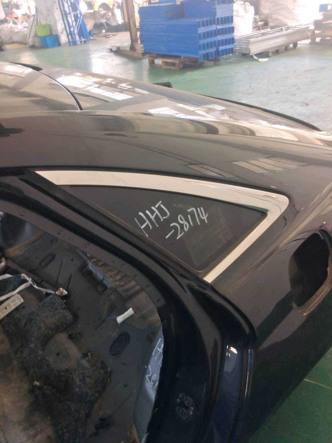 GR2BF29701BB 后侧围玻璃(左)