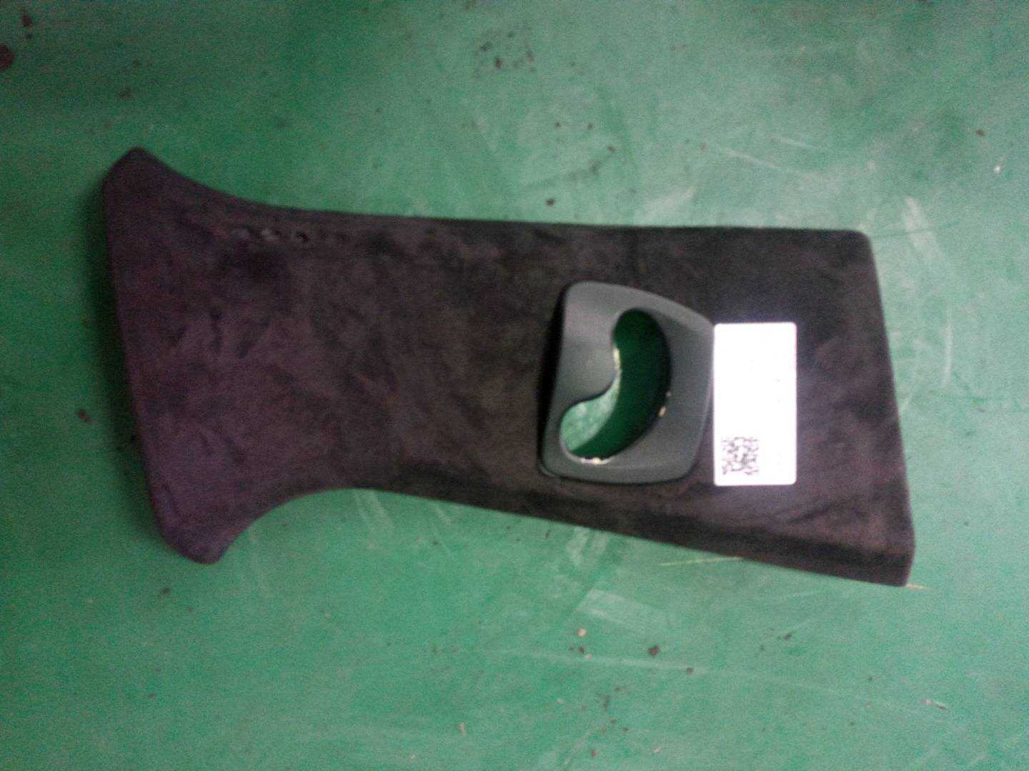 51437358984 B柱内衬(右上)