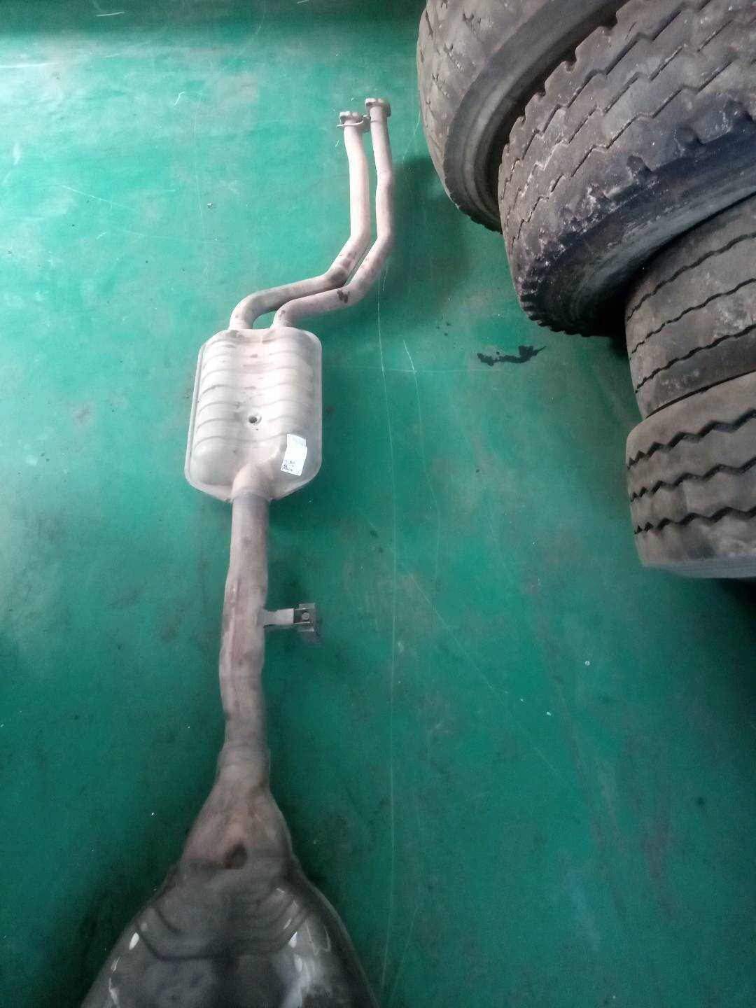 18101440244 Exhaust Pipe, Center