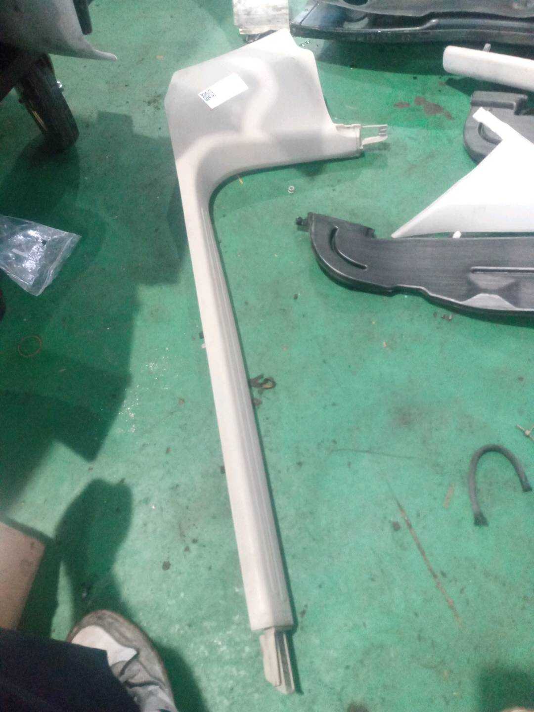 L4F1867272DK38 A柱内衬（右下）