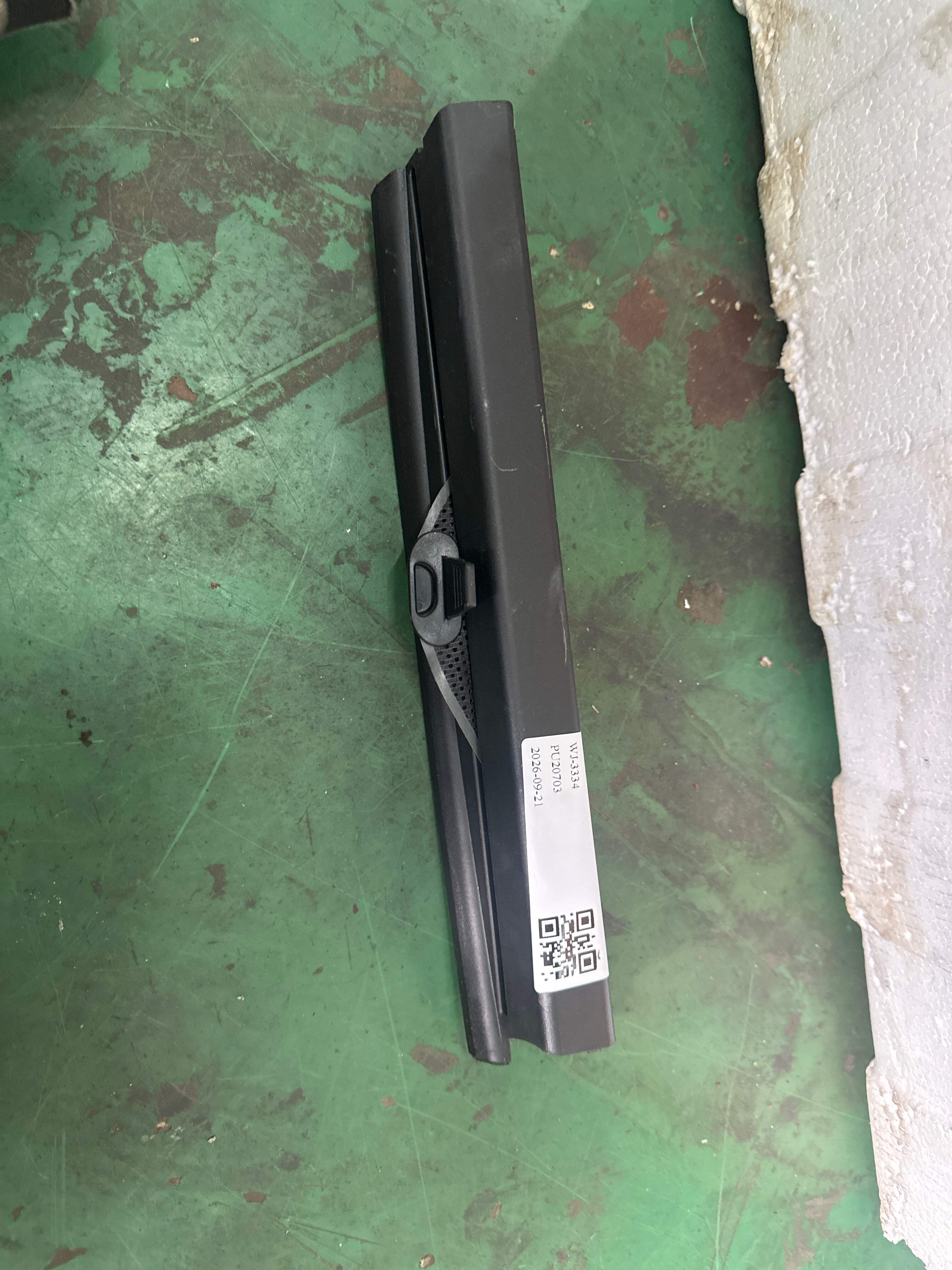 51357071111 后门三角窗遮阳帘（左）