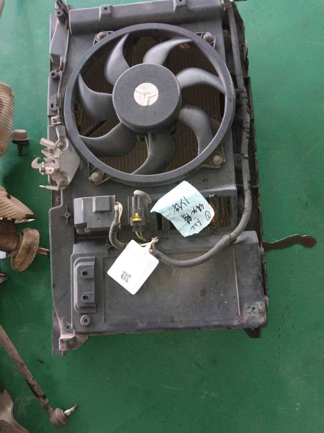 9804858980 水箱