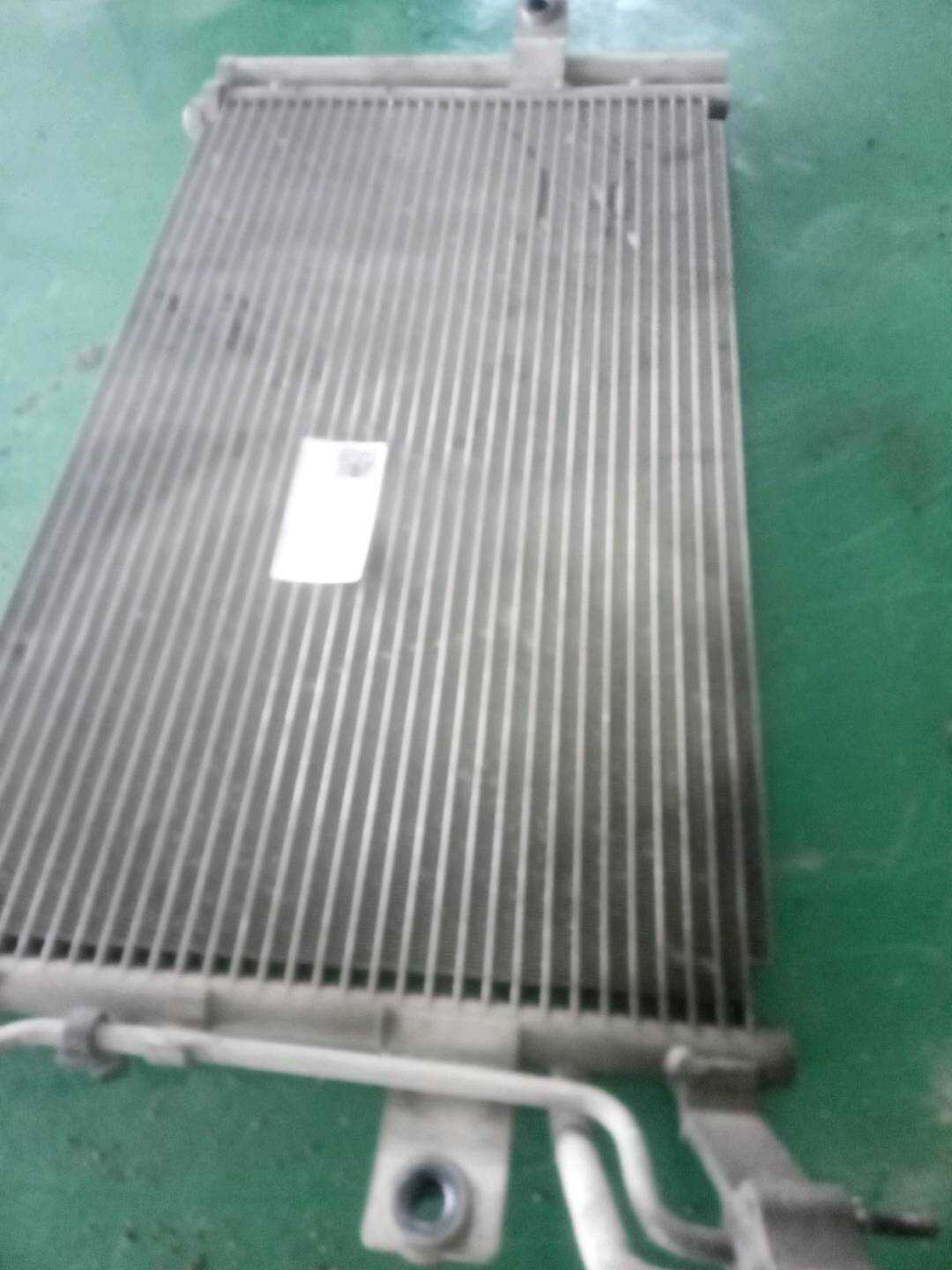 8105010U8010 Condenser
