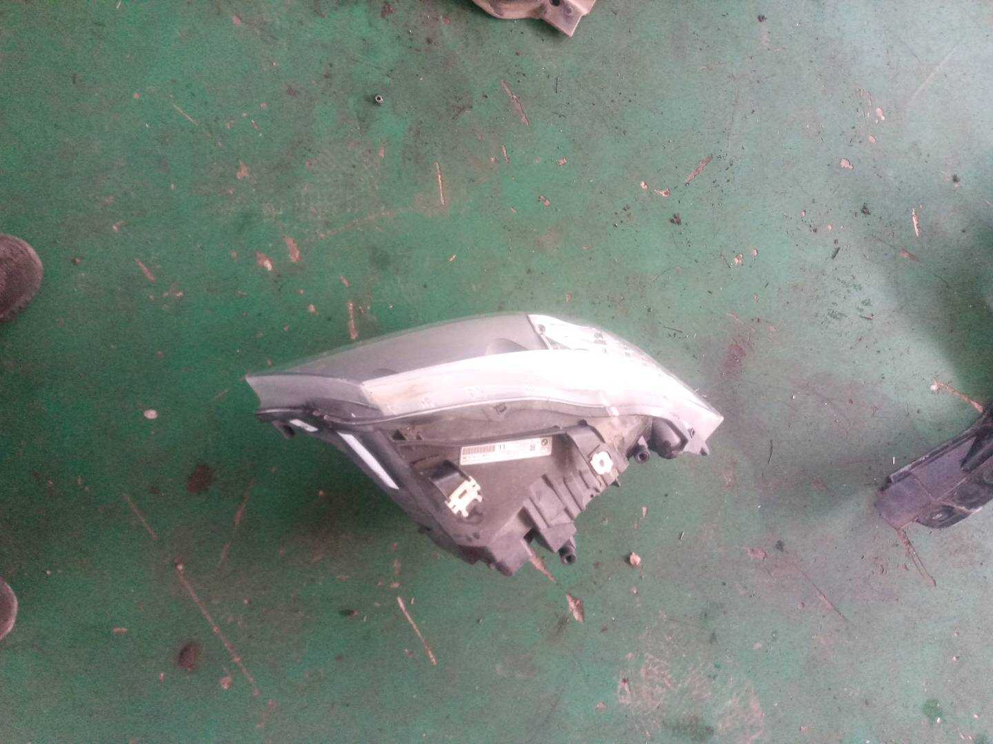 63117202582 前大灯半总成(右)