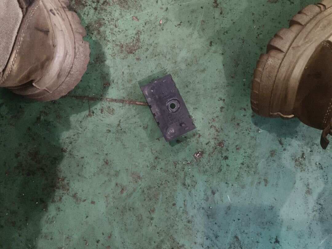 8T0035570 抗干扰滤波器