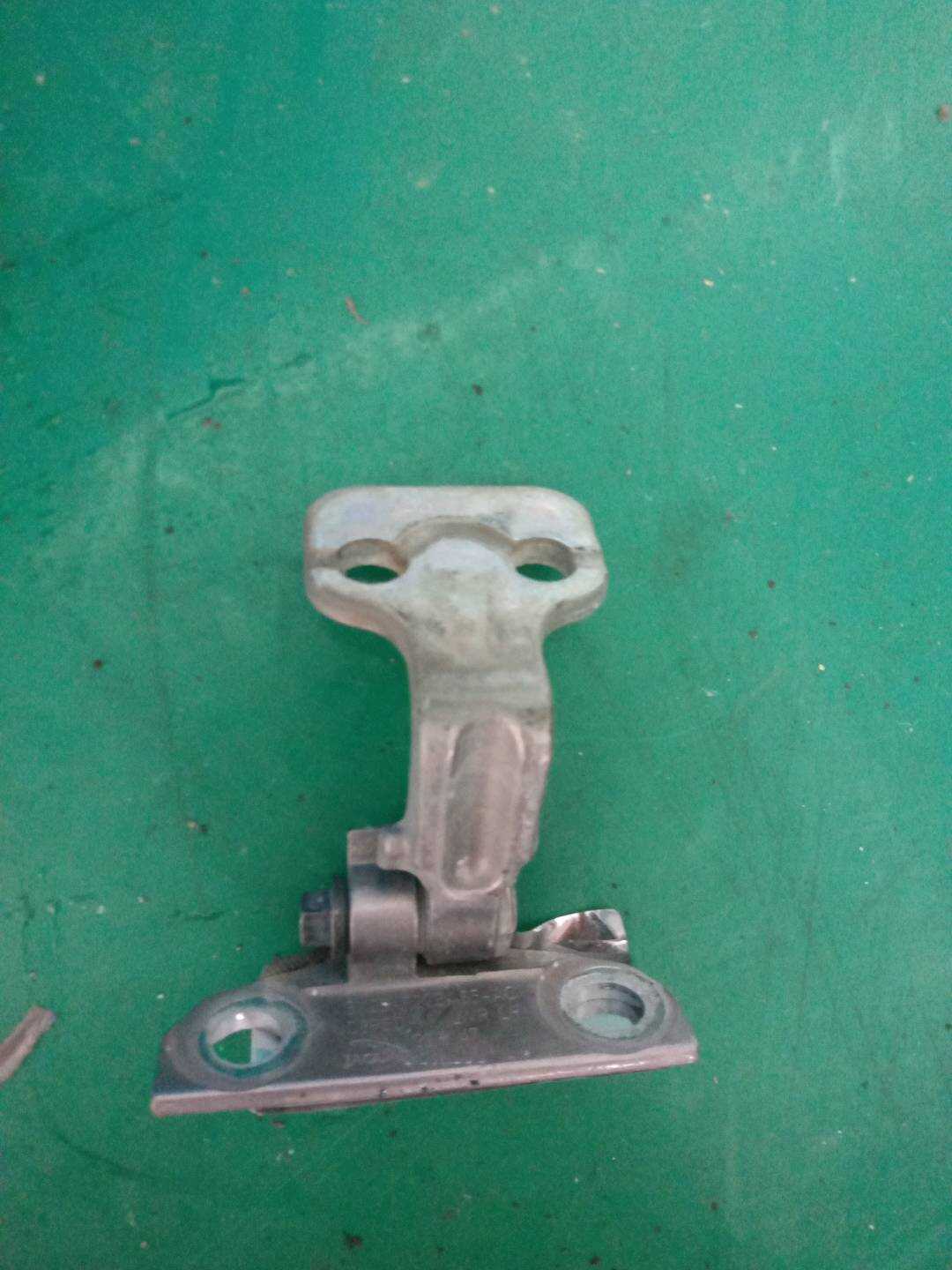 C2Z3106 Front Door Hinge (Lower Left)