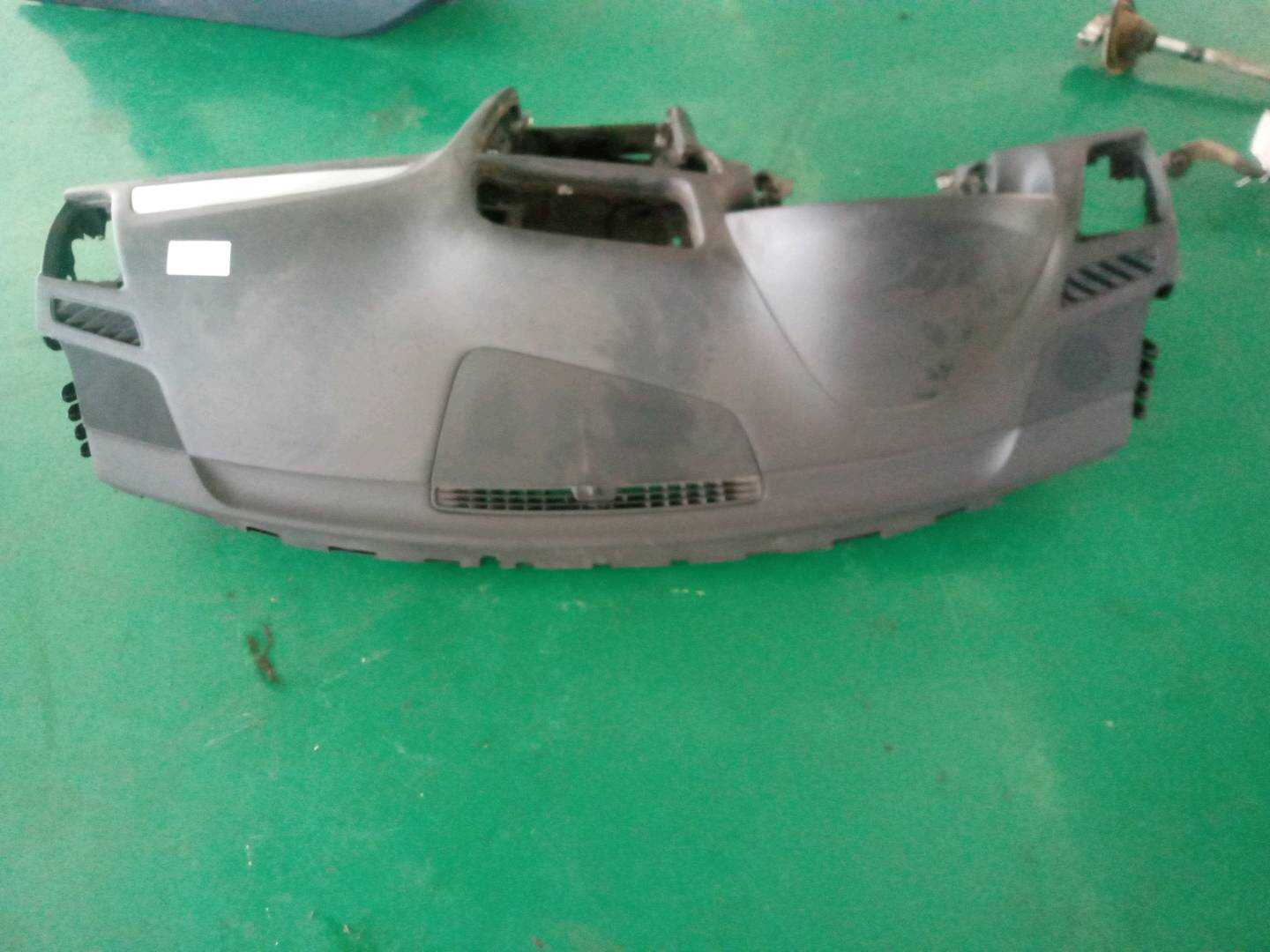 L8R1857003G24A Dashboard Shell