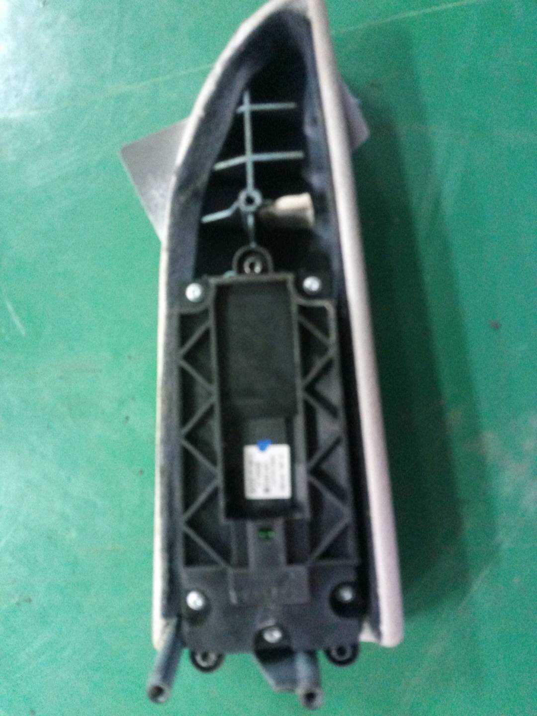 A6395451413 Front Door Window Switch, Right