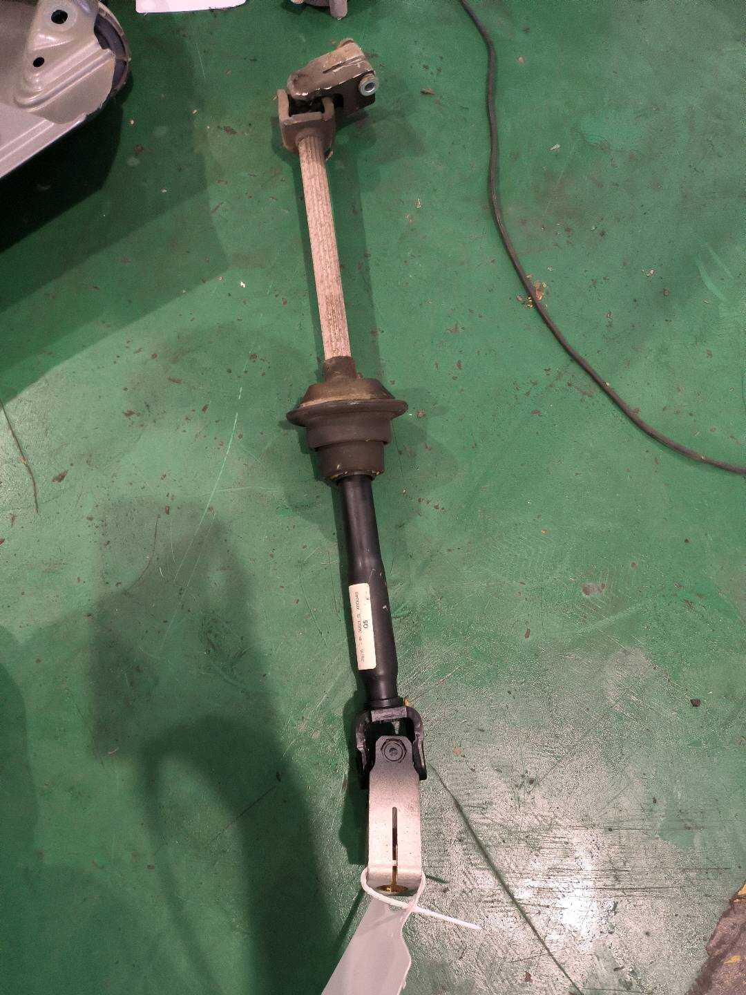 A1694600409 转向管柱连接轴(下)