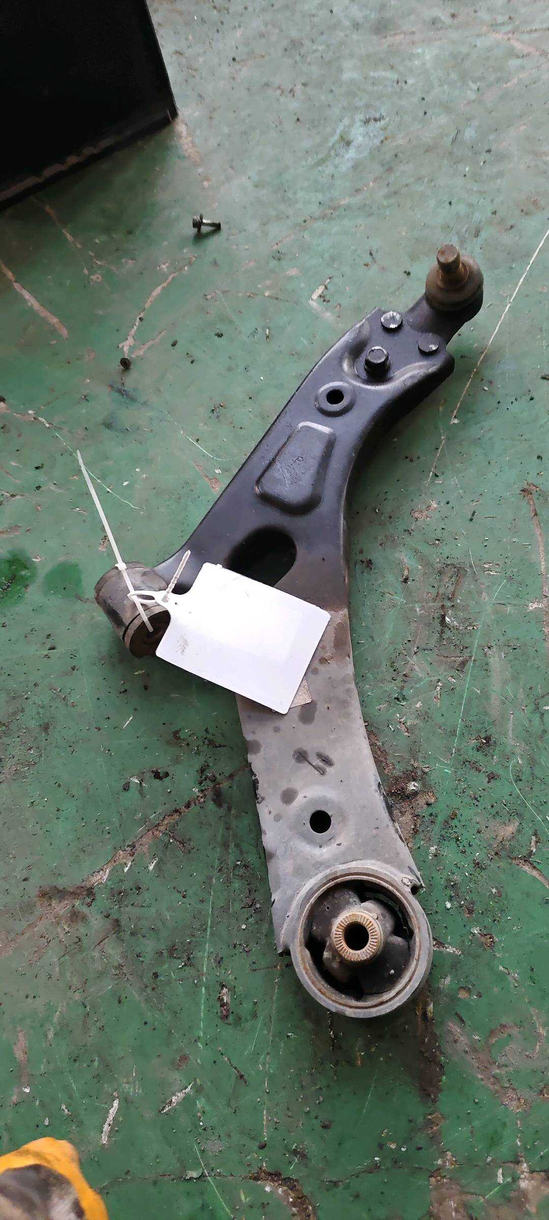 545012Z000 Front Lower Control Arm, Right