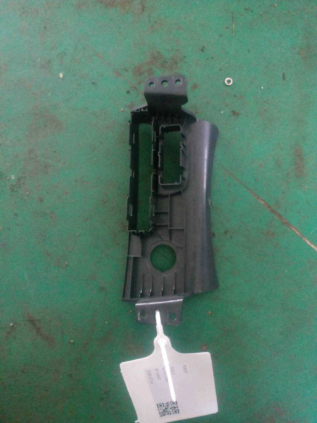 22931226 应急灯点烟器框架