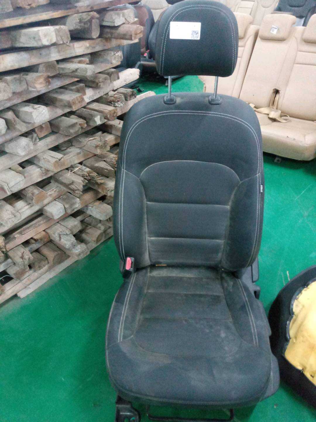 660023818651742 驾驶员座椅总成