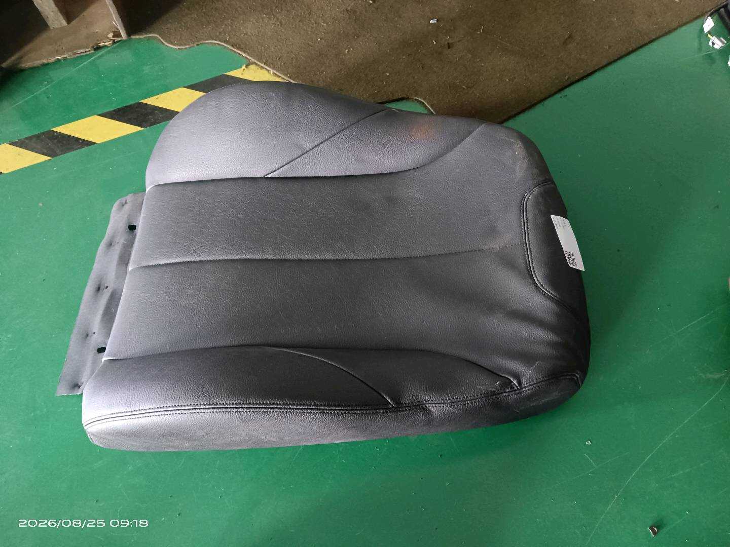 52107295146 副驾驶员座椅靠背面罩