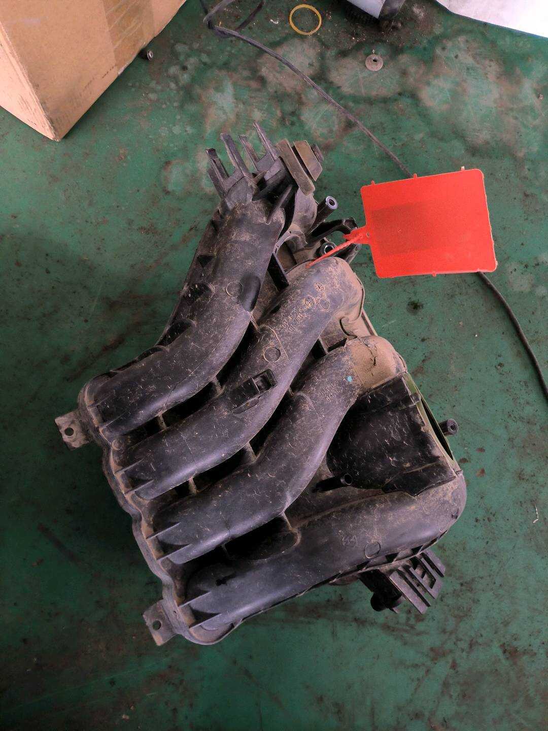 L04E129712 Intake Manifold