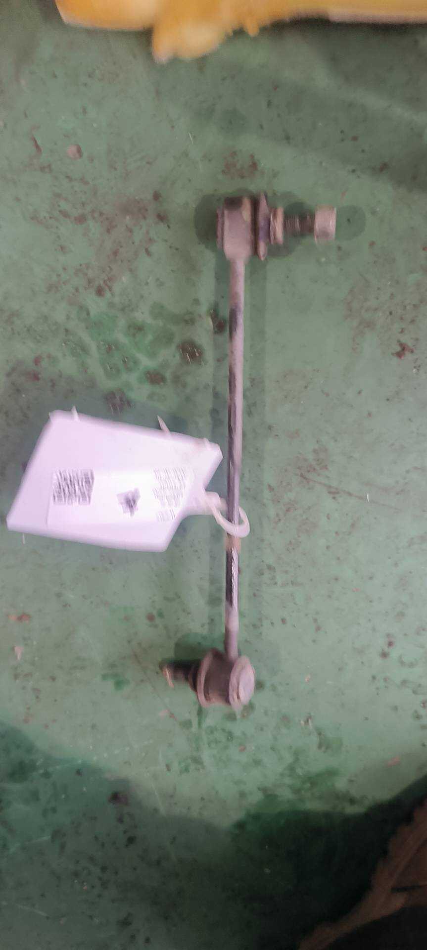 9030623 Front Sway Bar End Link, Left