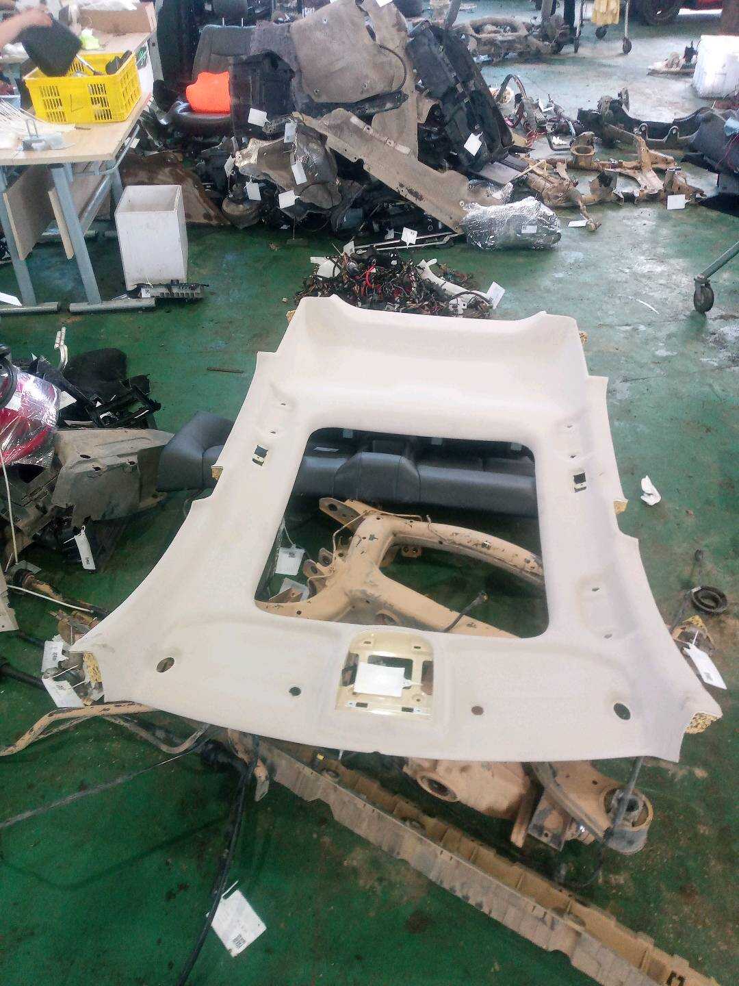 SC5702010B Headliner Assembly