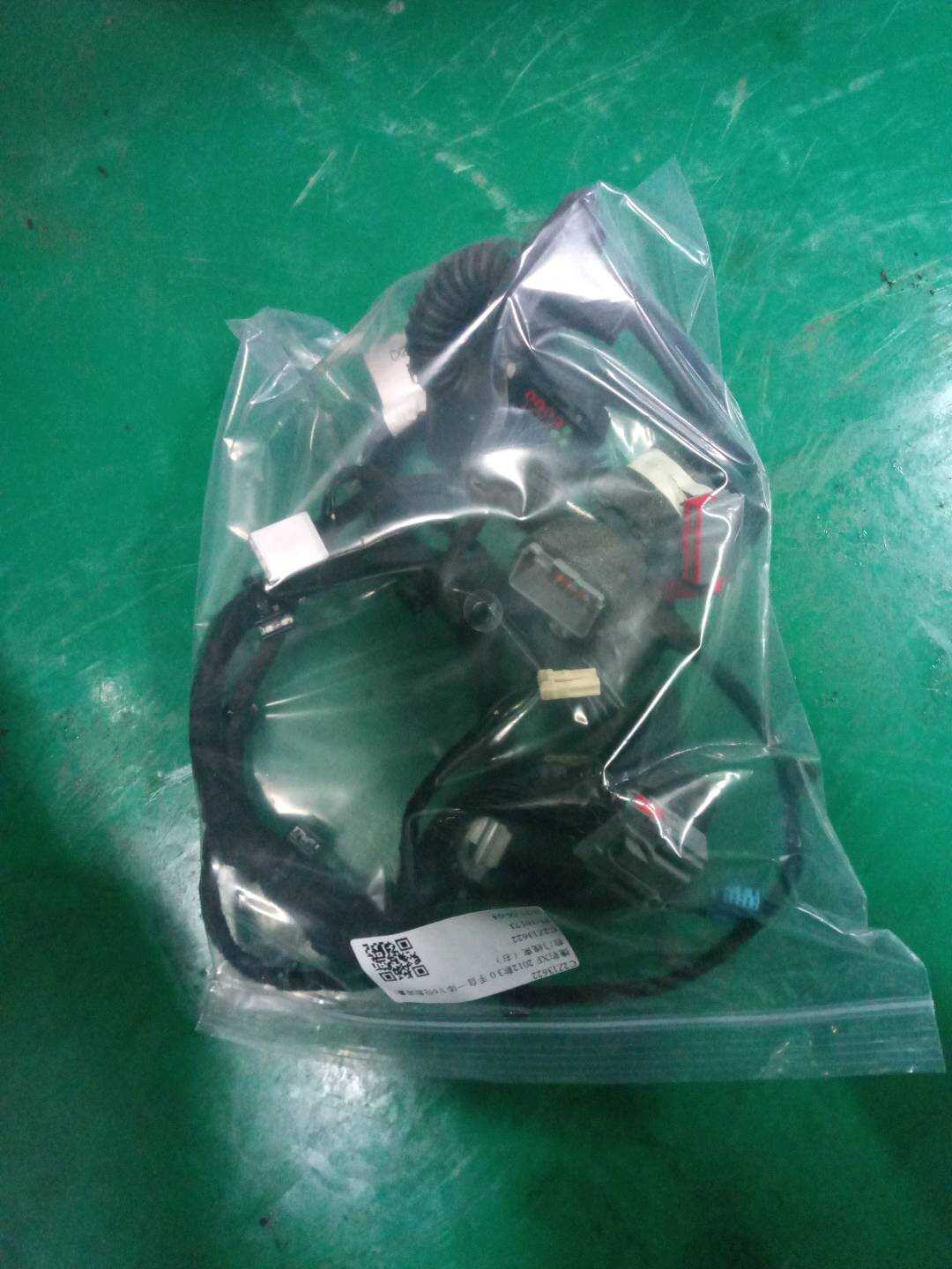 C2Z13622 Front Door Wiring Harness, Right