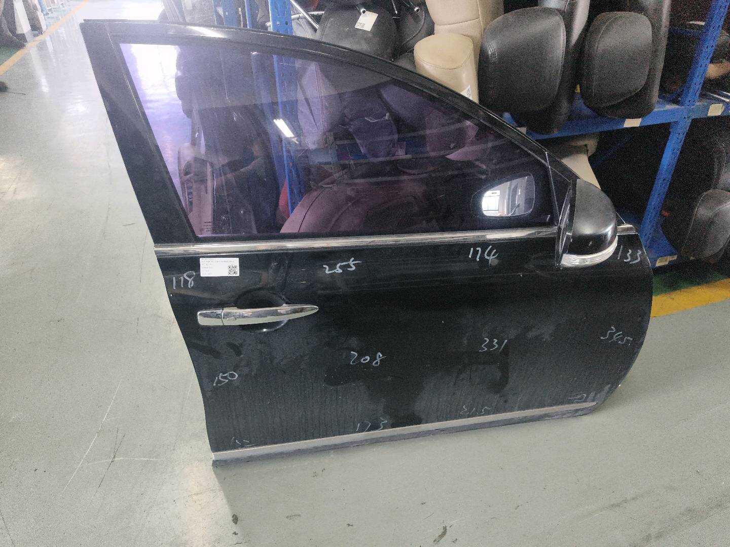 H0100JN0MA 前门壳(右)
