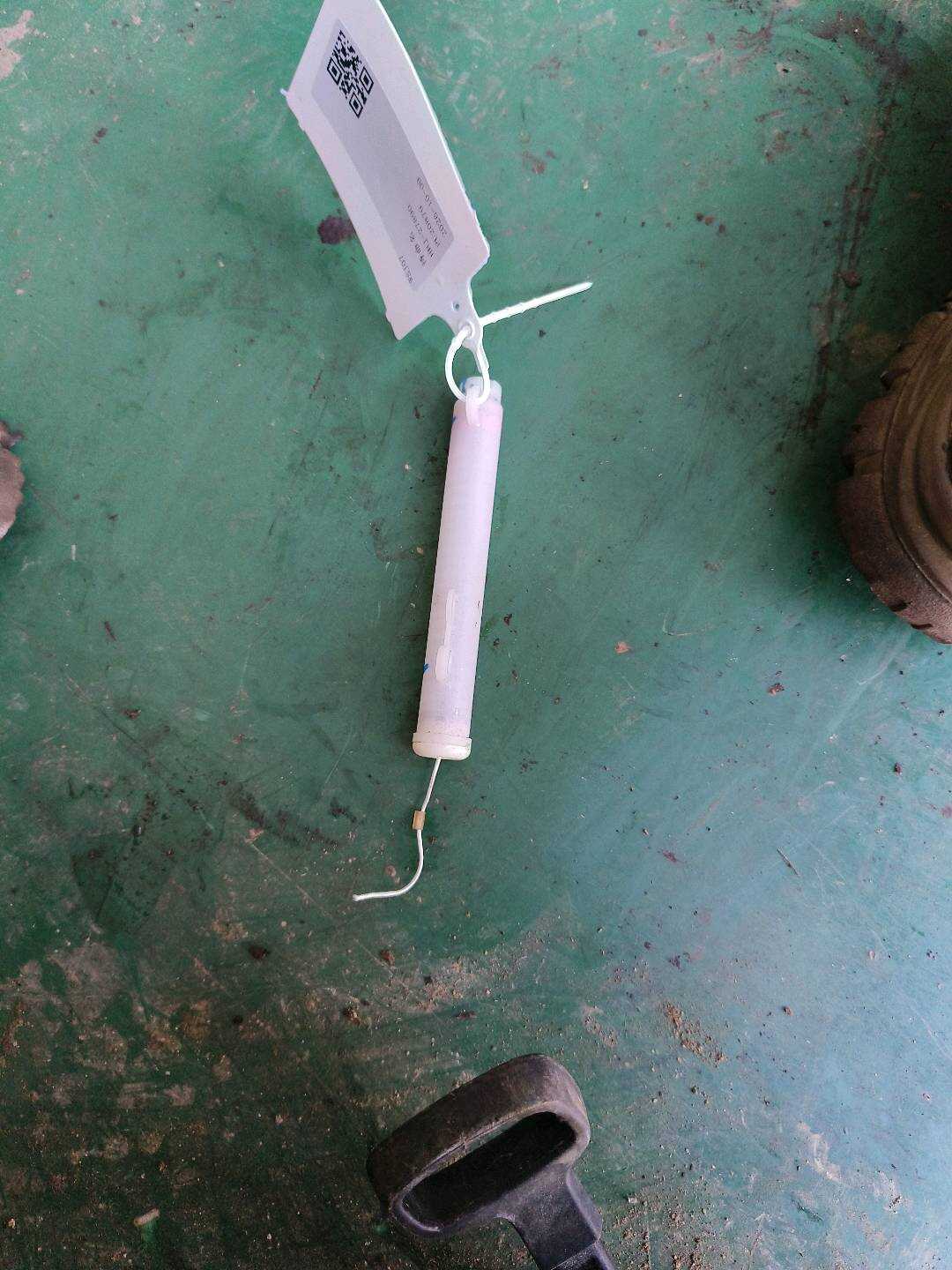 GR2BF060C14AB 仪表台杂物箱限位器