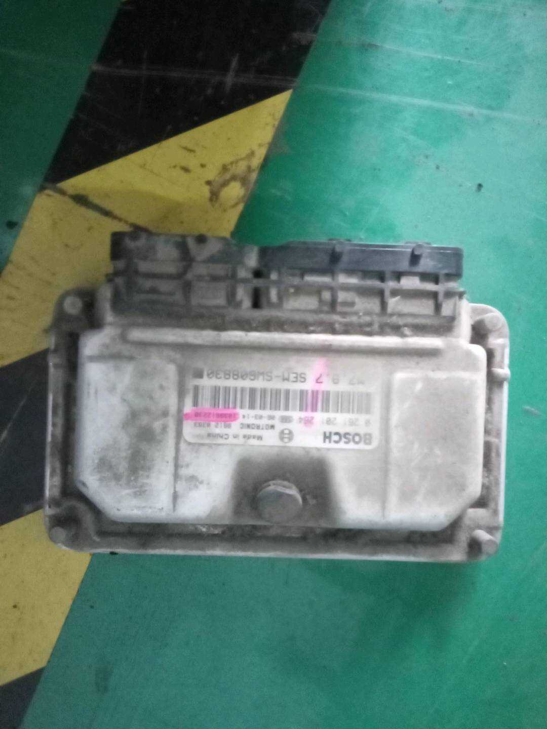 SEMSW608830 Engine Control Unit (ECU)