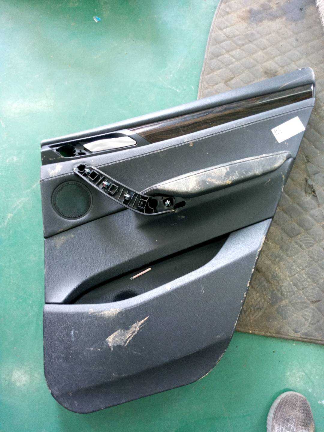 51427279930 后门内饰板（右）