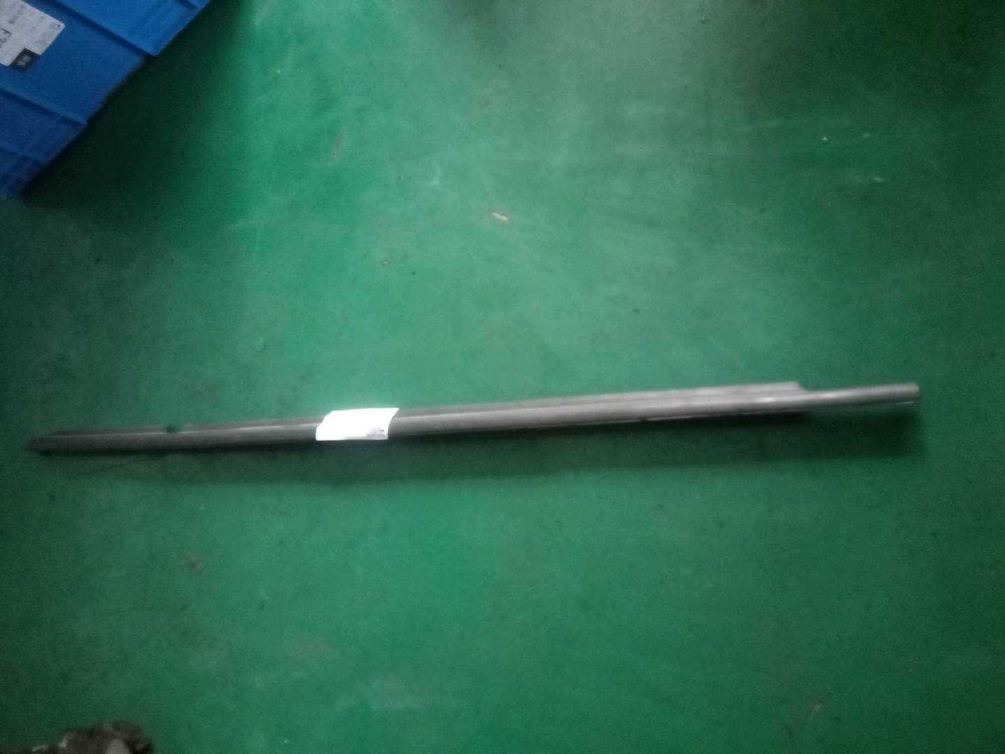 7573002150 后门玻璃压条(右外)