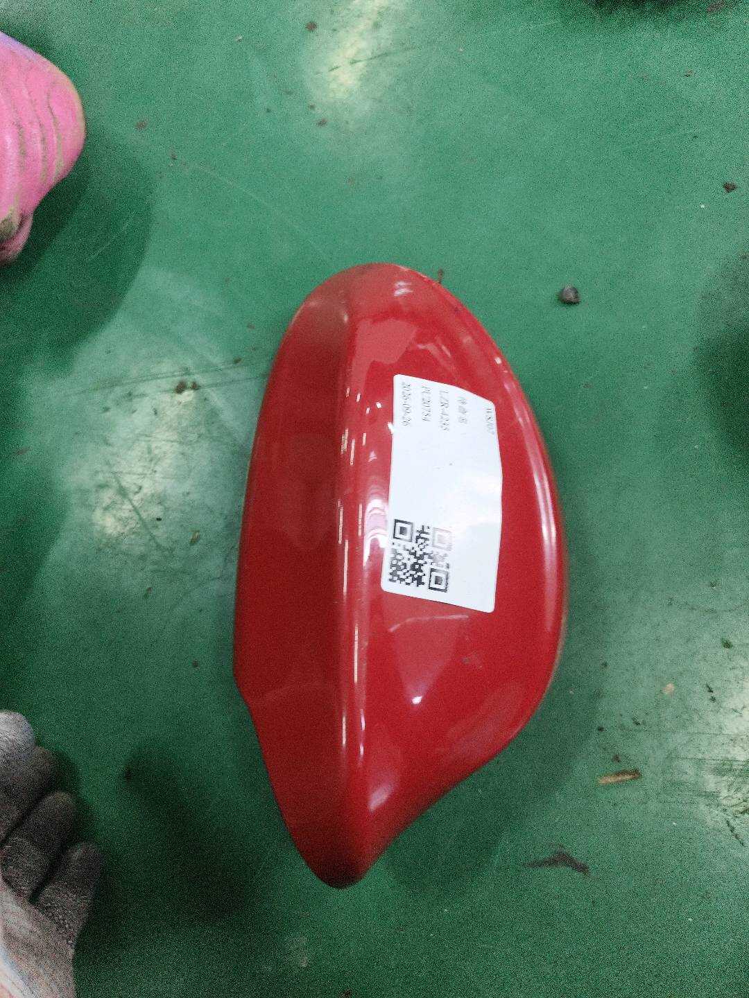 51167135098 倒车镜壳（右）