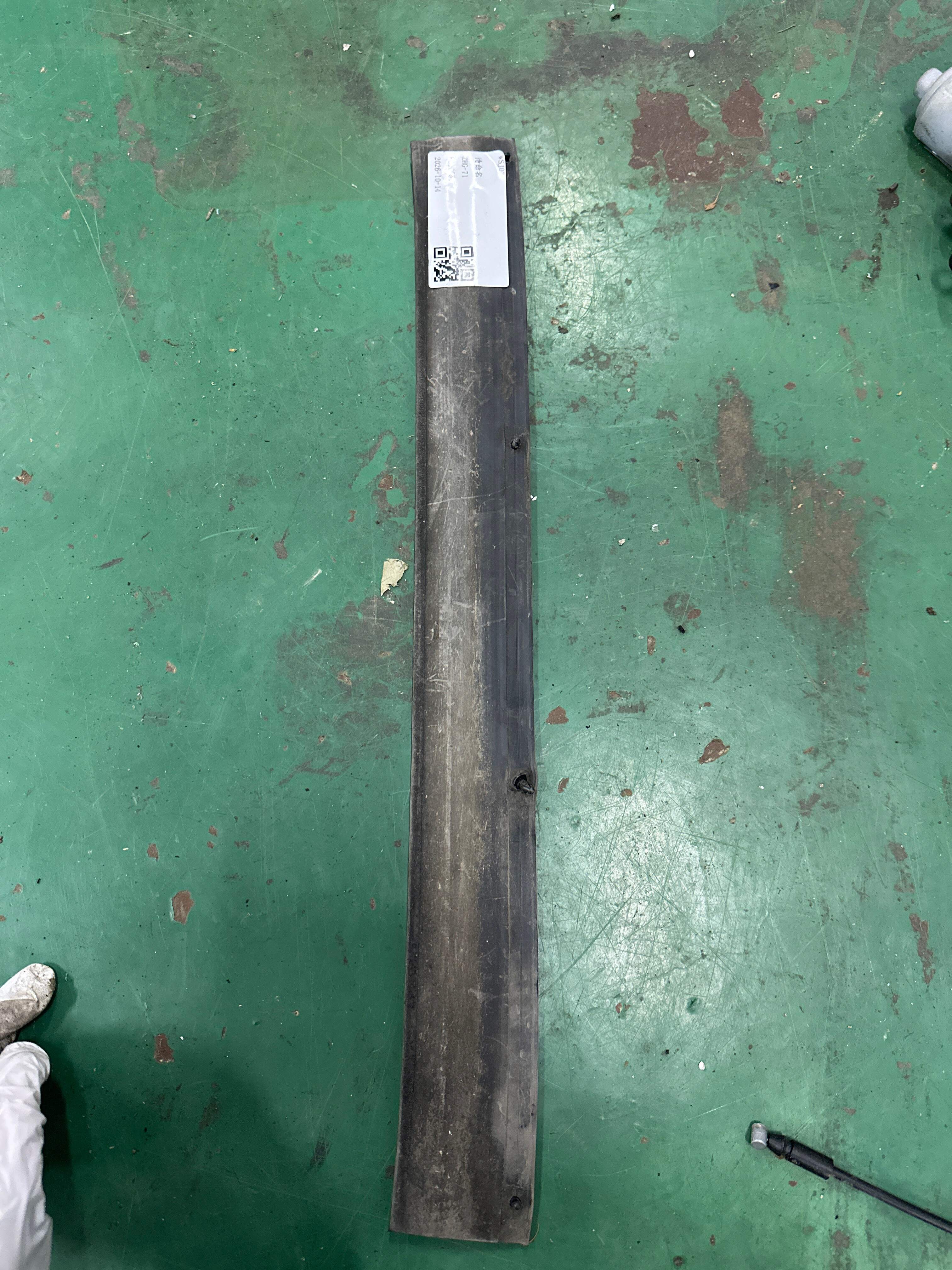 82838JE20A 后门密封胶条(右下)