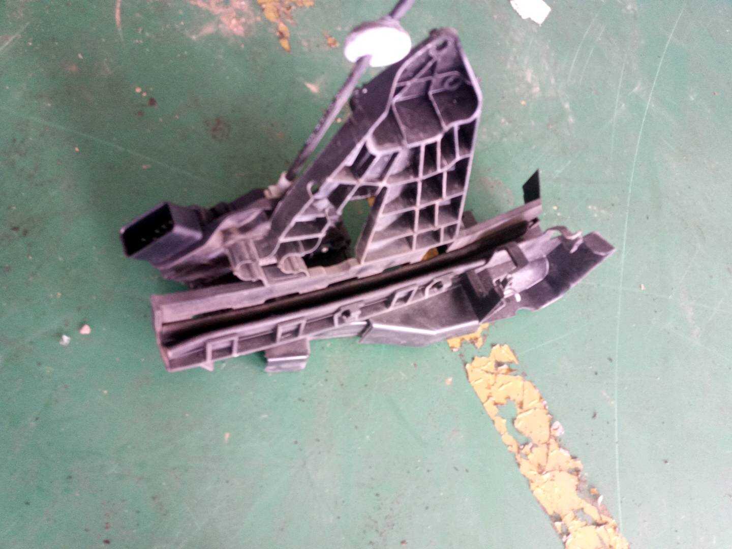3M5AR21813EU 前门锁机构（左）