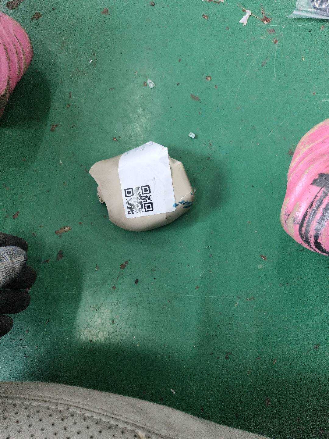 4E0867196 把手套下部件