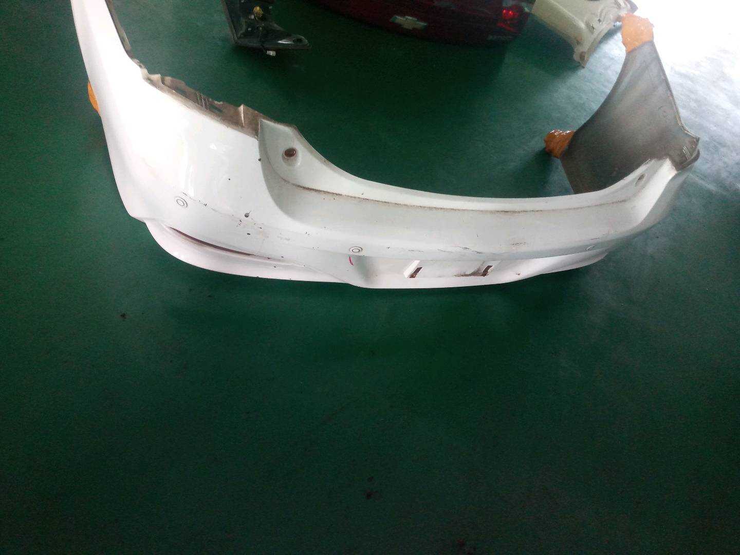 1092612200 后保险杠皮