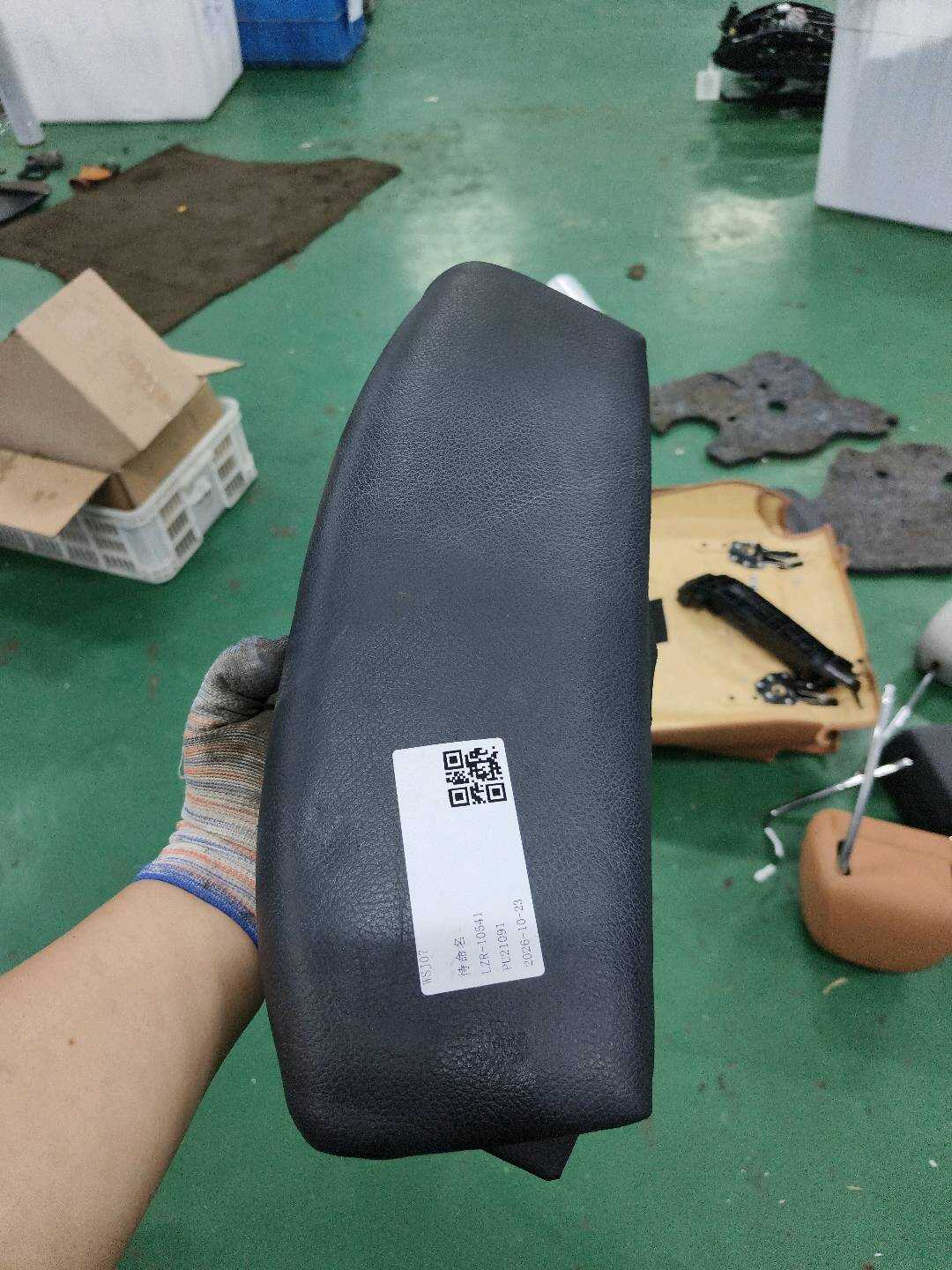 52107140451 Front Seat Thigh Support Cushion