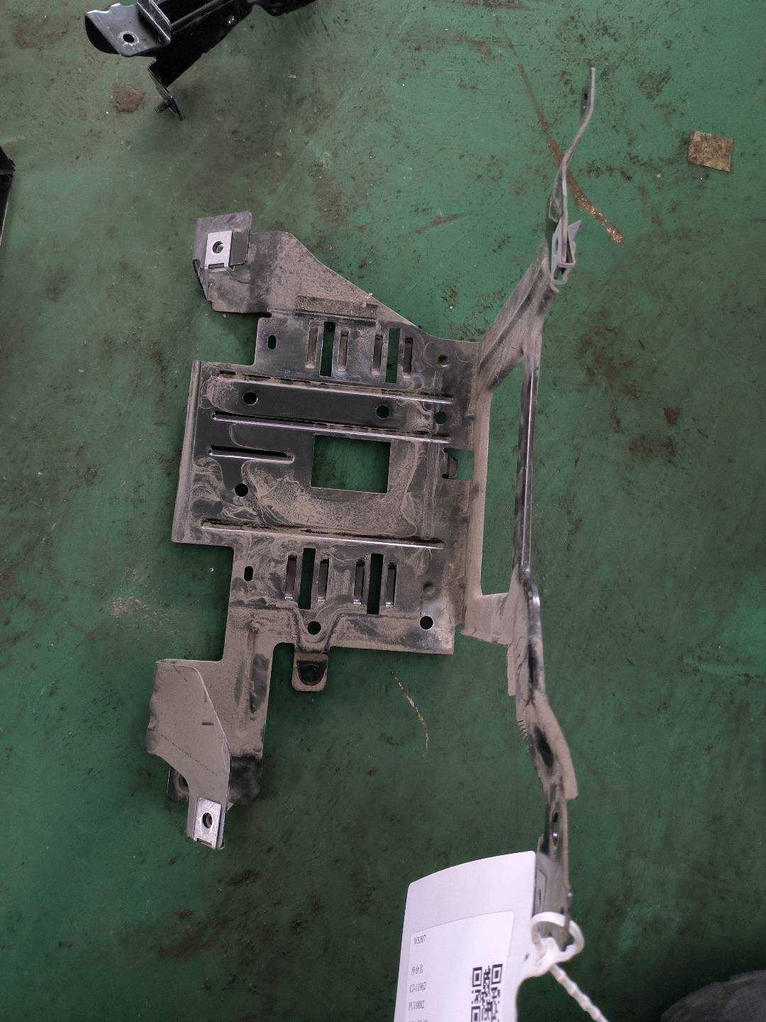 65156945072 功率放大器支架