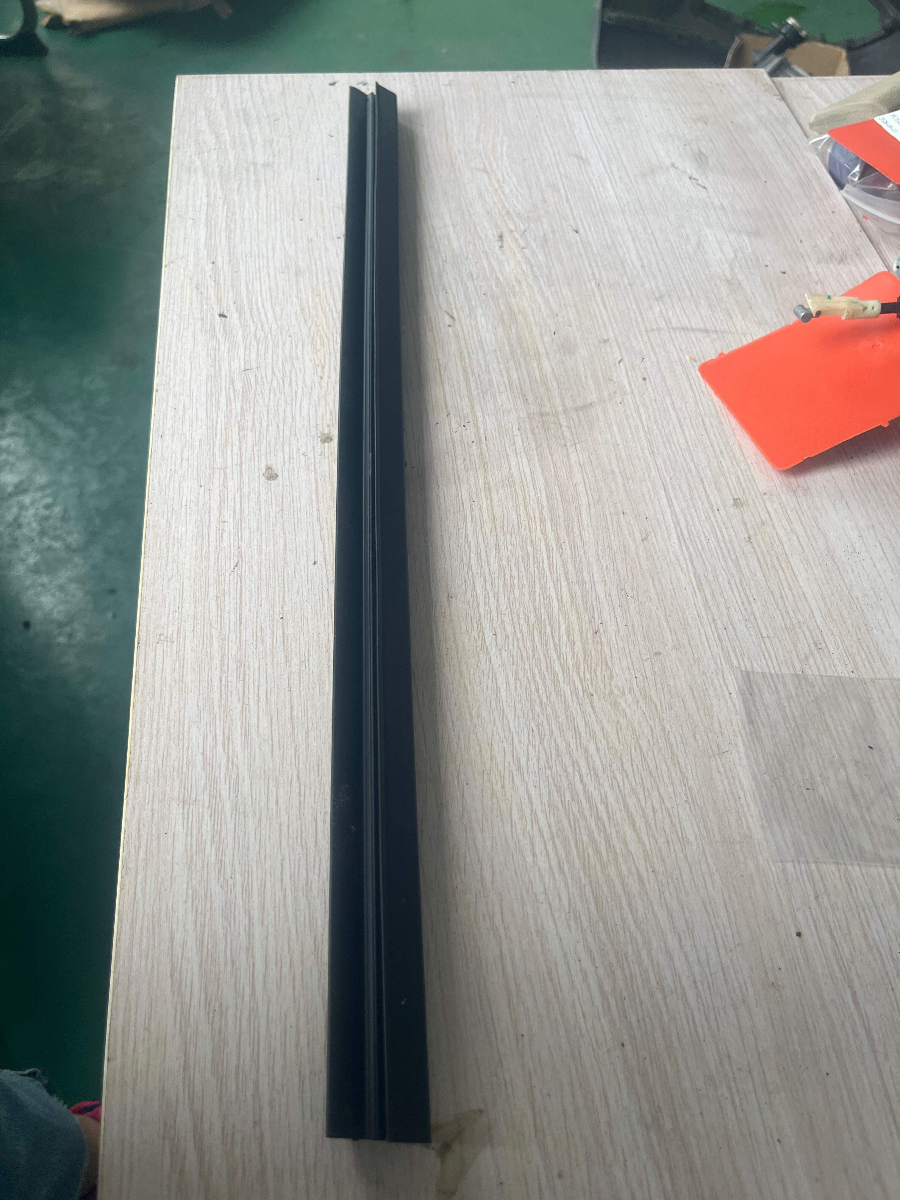 5JD839480 后门玻璃压条(右内)