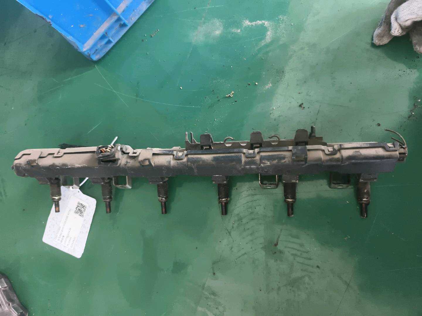 13537531634 喷油嘴